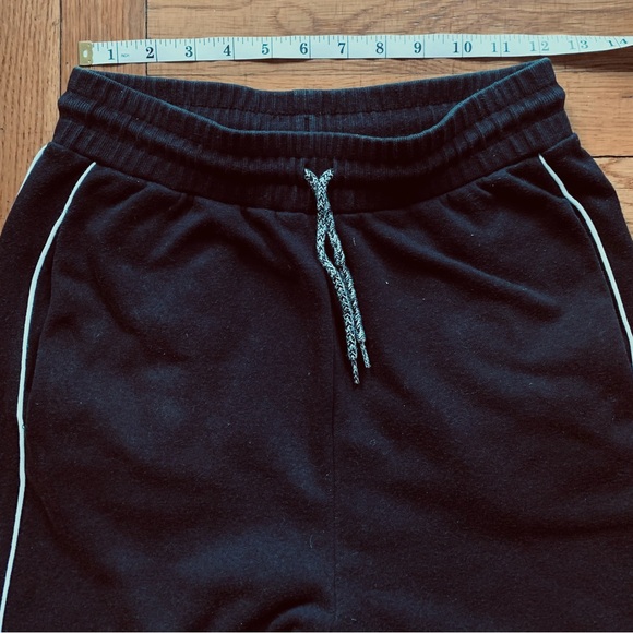 H&M Black Joggers with White Trim - Picture 4 of 7